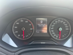 2021 SEAT Arona 1.0 Tsi Fr SUV 5dr Petrol Manual Euro 6 (s/s) (110 Ps) in Red — image 5