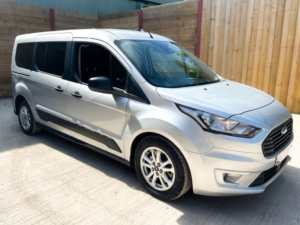 2022 Ford Grand Tourneo Connect 1.5 Ecoblue Zetec MPV 5dr Diesel Auto Euro 6 (s/s) (100 Ps) in Silver — image 3