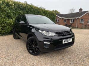 2016 Land Rover Discovery Sport 2.0 Td4 Hse Black in Black — image 2