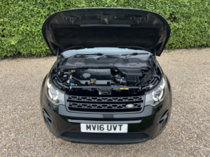 2016 Land Rover Discovery Sport 2.0 Td4 Hse Black in Black — image 4