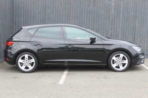 2020 SEAT Leon 1.5 Tsi Evo Fr in Black — image 4