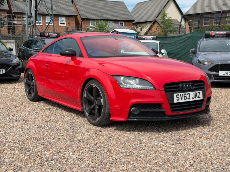 2013 Audi Tt 2.0 Tfsi Black Edition S Tronic Quattro Euro 5 (s/s) 3dr in Red — image 1