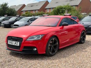 2013 Audi Tt 2.0 Tfsi Black Edition S Tronic Quattro Euro 5 (s/s) 3dr in Red — image 5