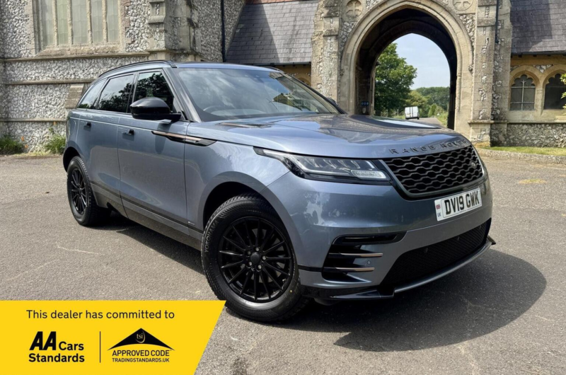 2019 Land Rover Range Rover Velar 2.0 P250 R-Dynamic Auto 4WD Euro 6 (s/s) 5dr in Blue — image 1