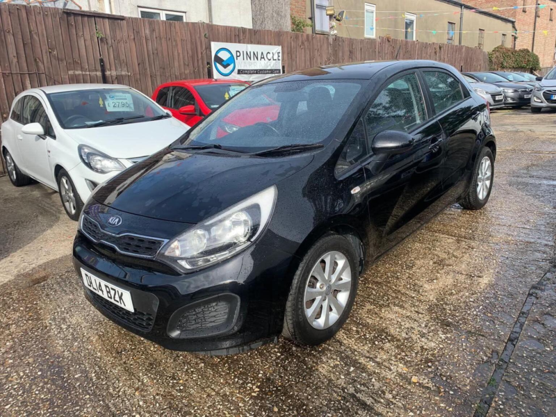 2014 Kia Rio 1.25 Vr7 Euro 5 5dr in Black — image 1