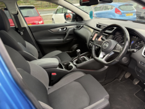 2019 Nissan Qashqai 1.3 Dig-T N-Connecta in Blue — image 3