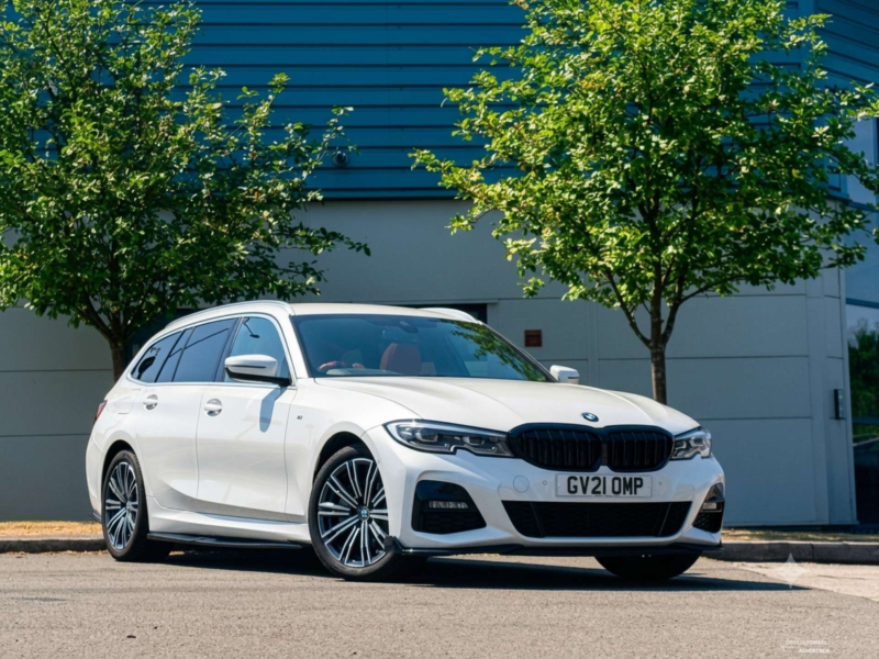 2021 BMW 3 Series 2.0 330e M Sport Auto 5dr in White — image 1