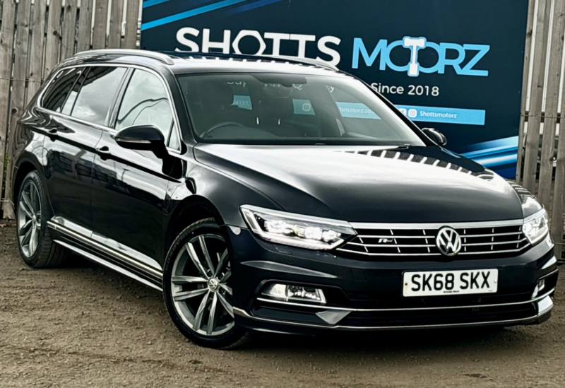 2018 Volkswagen Passat 2.0 Tsi R-Line in Grey — image 1