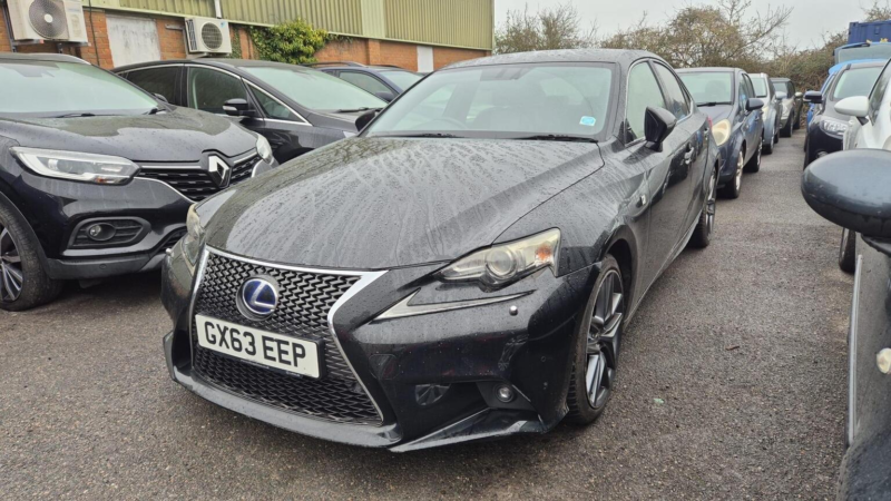 2013 Lexus Is 2.5 300h F Sport E-CVT Euro 5 (s/s) 4dr in Black — image 1