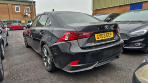 2013 Lexus Is 2.5 300h F Sport E-CVT Euro 5 (s/s) 4dr in Black — image 4