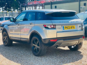 2013 Land Rover Range Rover Evoque 2.2 Sd4 Pure Auto 4WD Euro 5 5dr in Gold — image 6