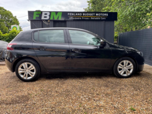2014 Peugeot 308 1.6 E-Hdi Active Euro 5 (s/s) 5dr in Black — image 5