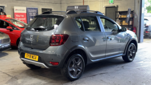 2018 Dacia Sandero Stepway 1.5 Stepway Se Summit Dci 90 Diesel Grey 5dr 1 Owner+satnav+cruise in Grey — image 6
