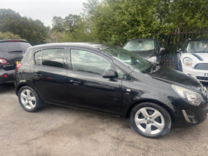 2012 Vauxhall Corsa 1.2 16v Sxi in Black — image 6