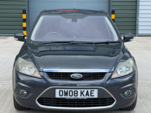 2008 Ford Focus 1.6 Titanium 5dr in Grey — image 2