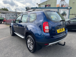 2015 Dacia Duster 1.5 Dci Laureate Prime Euro 6 (s/s) 5dr in Blue — image 4