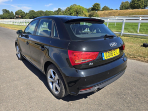2018 Audi A1 1.0 Tfsi Sport Sportback S Tronic Euro 6 (s/s) 5dr (nav) in Black — image 4