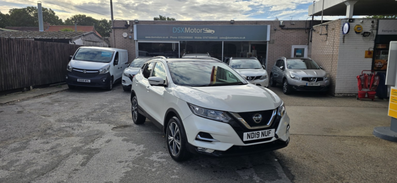 2019 Nissan Qashqai 1.5 Dci N-Connecta in White — image 1