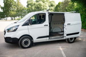 2018 Ford Transit Custom 2.0 320 Ecoblue in White — image 5