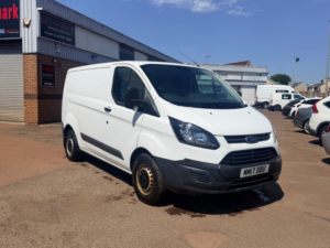 2017 Ford Transit Custom 2.0 Tdci 290 in White — image 4