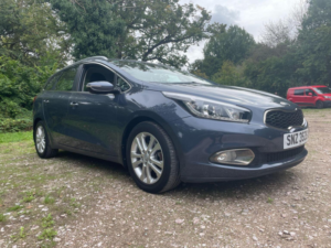 2013 Kia Ceed 1.6 Crdi Ecodynamics 2 Sportswagon Euro 5 (s/s) 5dr in Blue — image 2