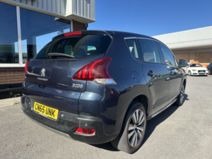 2015 Peugeot 3008 1.6 Bluehdi Active in Blue — image 6
