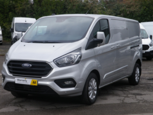 2022 Ford Transit Custom 2.0 Transit Custom Limited Van 300 L2 2.0l Ecoblue 130ps Fwd 6 Speed Automatic in Silver — image 4