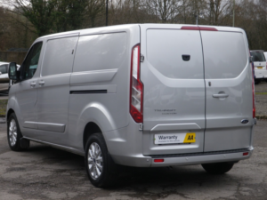 2022 Ford Transit Custom 2.0 Transit Custom Limited Van 300 L2 2.0l Ecoblue 130ps Fwd 6 Speed Automatic in Silver — image 5