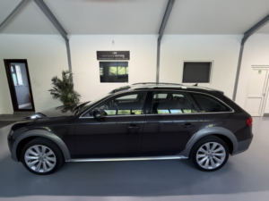 2013 Audi A4 Allroad 3.0 Tdi V6 in Grey — image 2