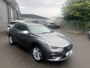 2017 Infiniti Q30 1.5 D Business Executive in Grey — image 3