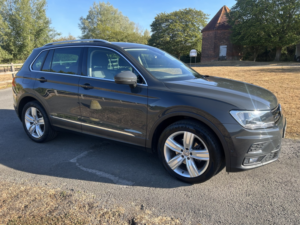 2020 Volkswagen Tiguan 1.5 Tsi Evo Match in Grey — image 3