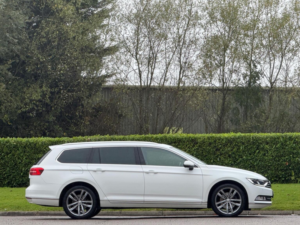 2018 Volkswagen Passat 1.6 Tdi Gt DSG Euro 6 (s/s) 5dr in White — image 2