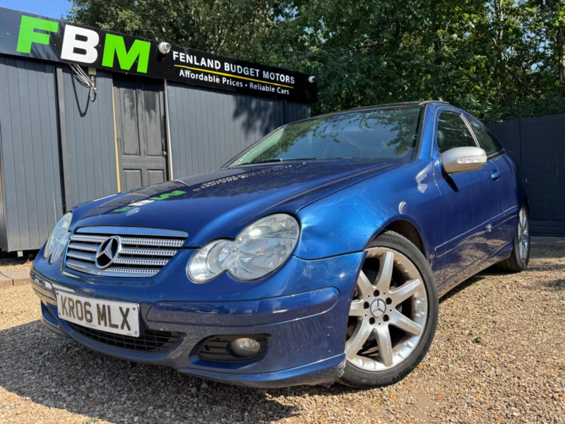 2006 Mercedes-Benz C Class 1.8 C200 Kompressor Se 2dr in Blue — image 1