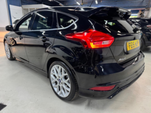 2015 Ford Focus 1.5t Ecoboost Zetec S Euro 6 (s/s) 5dr in Black — image 6