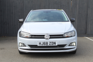 2018 Volkswagen Polo 1.6 Tdi Sel in Silver — image 2