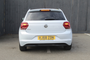 2018 Volkswagen Polo 1.6 Tdi Sel in Silver — image 5