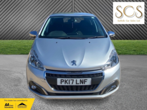 2017 Peugeot 208 1.2 Puretech Allure in Silver — image 2
