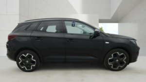 2022 Vauxhall Grandland 1.2 Turbo Ultimate Euro 6 (s/s) 5dr in Black — image 6
