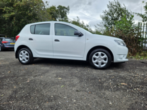 2016 Dacia Sandero 1.2 Ambiance 1.2 16v 75 in White — image 3