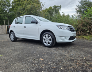 2016 Dacia Sandero 1.2 Ambiance 1.2 16v 75 in White — image 6