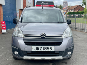2015 Citroen Berlingo 1.6 Bluehdi Xtr in Grey — image 2