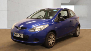 2009 Mazda Mazda2 1.3 Ts Euro 4 3dr in Blue — image 2