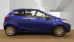 2009 Mazda Mazda2 1.3 Ts Euro 4 3dr in Blue — image 5