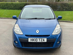 2010 Renault Clio 1.6 Vvt Expression Auto Euro 5 5dr in Blue — image 2