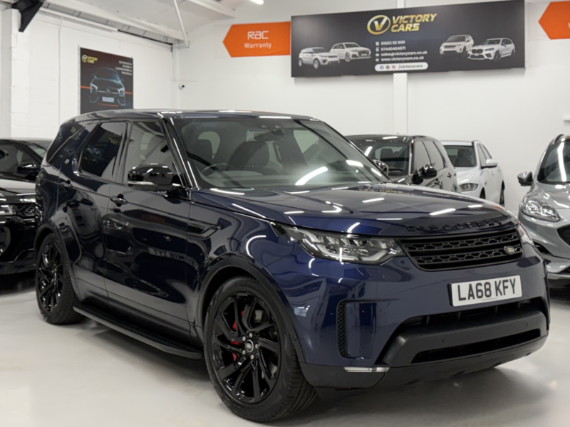 2019 Land Rover Discovery 3.0 Sd V6 Hse in Blue — image 1