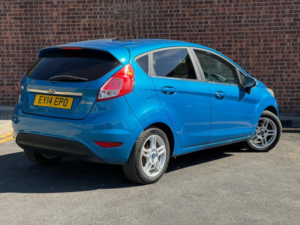 2014 Ford Fiesta 1.25 Zetec Euro 5 5dr in Blue — image 3