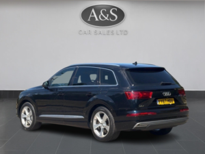 2017 Audi Q7 3.0 Tdi V6 E-Tron in Blue — image 2