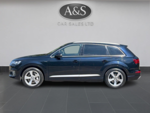 2017 Audi Q7 3.0 Tdi V6 E-Tron in Blue — image 6