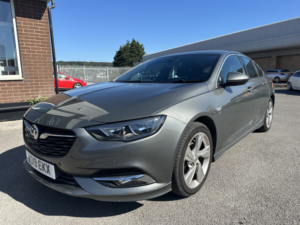 2019 Vauxhall Insignia 1.5 I Turbo Gpf Sri Vx Line Nav in Grey — image 3