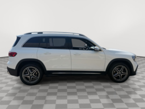 2020 Mercedes-Benz Glb 1.3 Glb200 Amg Line SUV 5dr Petrol 7g-Dct Euro 6 (s/s) (163 Ps) in White — image 6